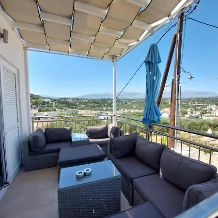 Unnis 3 Bedroom Holiday In The Central Of Almyrida فيلة خانيا