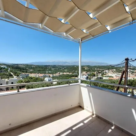 فيلة Unnis 3 Bedroom Holiday In The Central Of Almyrida خانيا