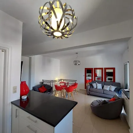 Unnis 3 Bedroom Holiday In The Central Of Almyrida * خانيا