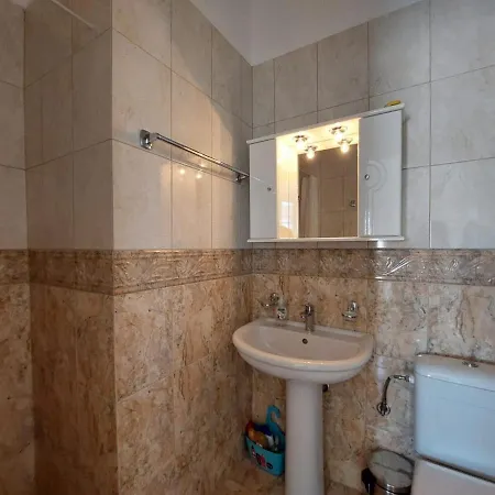 Villa Unnis 3 Bedroom Holiday In The Central Of Almyrida